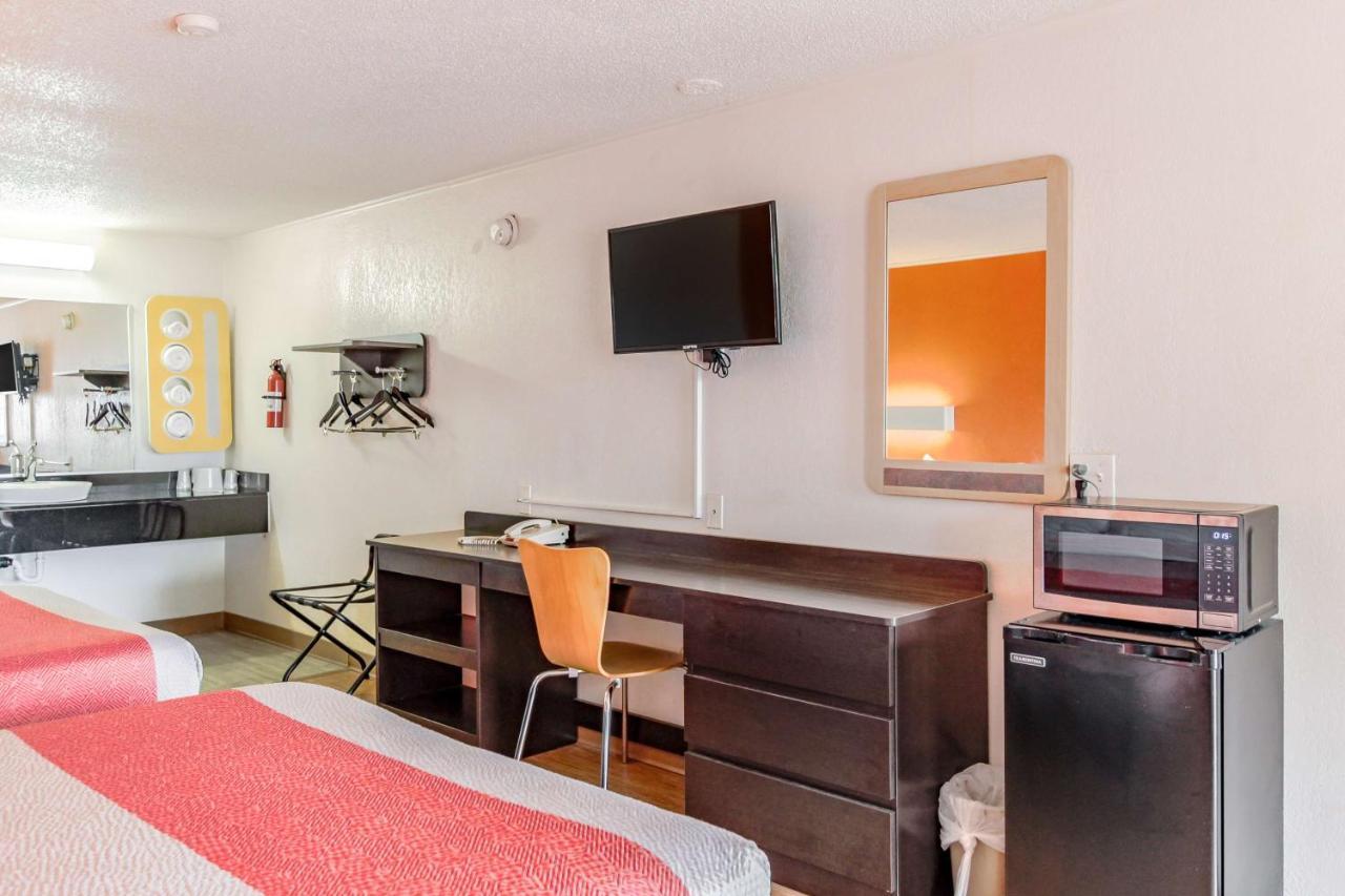 Motel 6 Kalamazoo Zewnętrze zdjęcie
