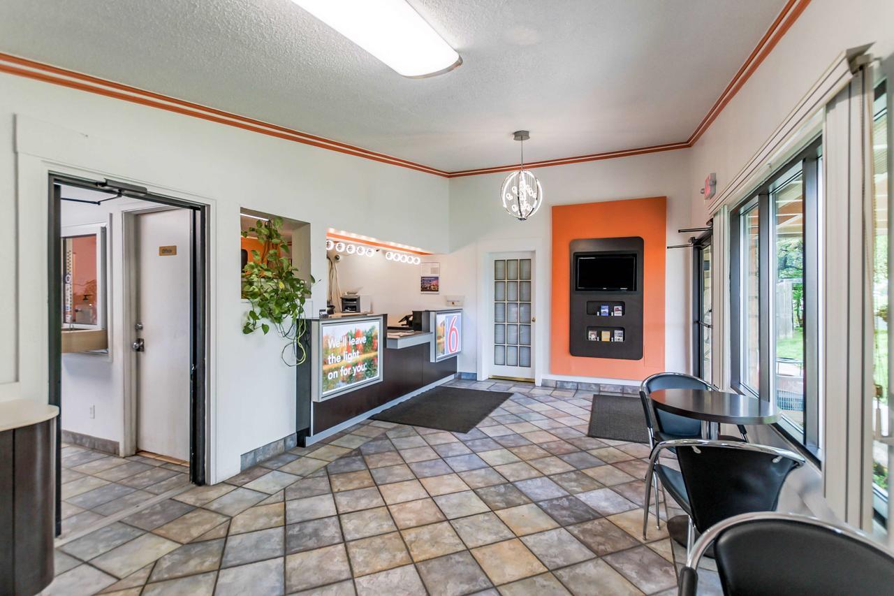 Motel 6 Kalamazoo Zewnętrze zdjęcie